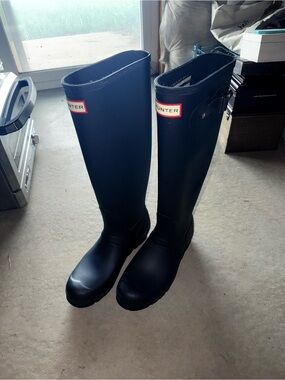 Hunter Tall Navy Rain Boots